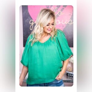 Oddy Women’s Kelly Green Blouse
